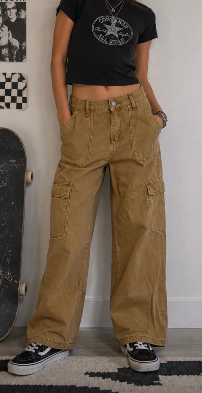Vervet by Graham & Spencer Camel Cargo Pants Size 25 Wide Leg 100% Cotton skater